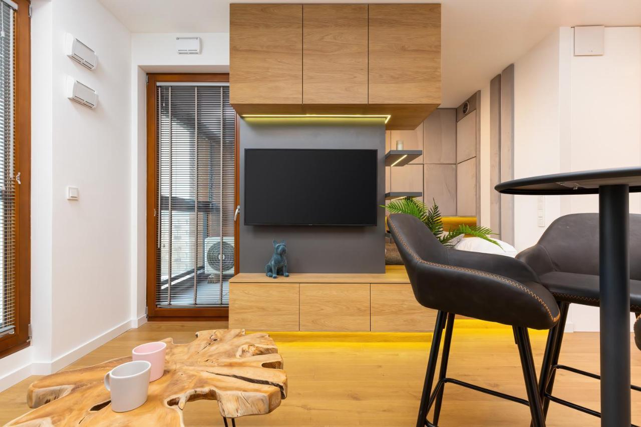 Apartment City Center Grzybowska By Renters Prestige Warschau Buitenkant foto